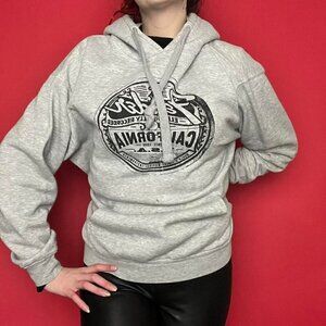 Fender / Light grey and black hoodie 🤍🖤